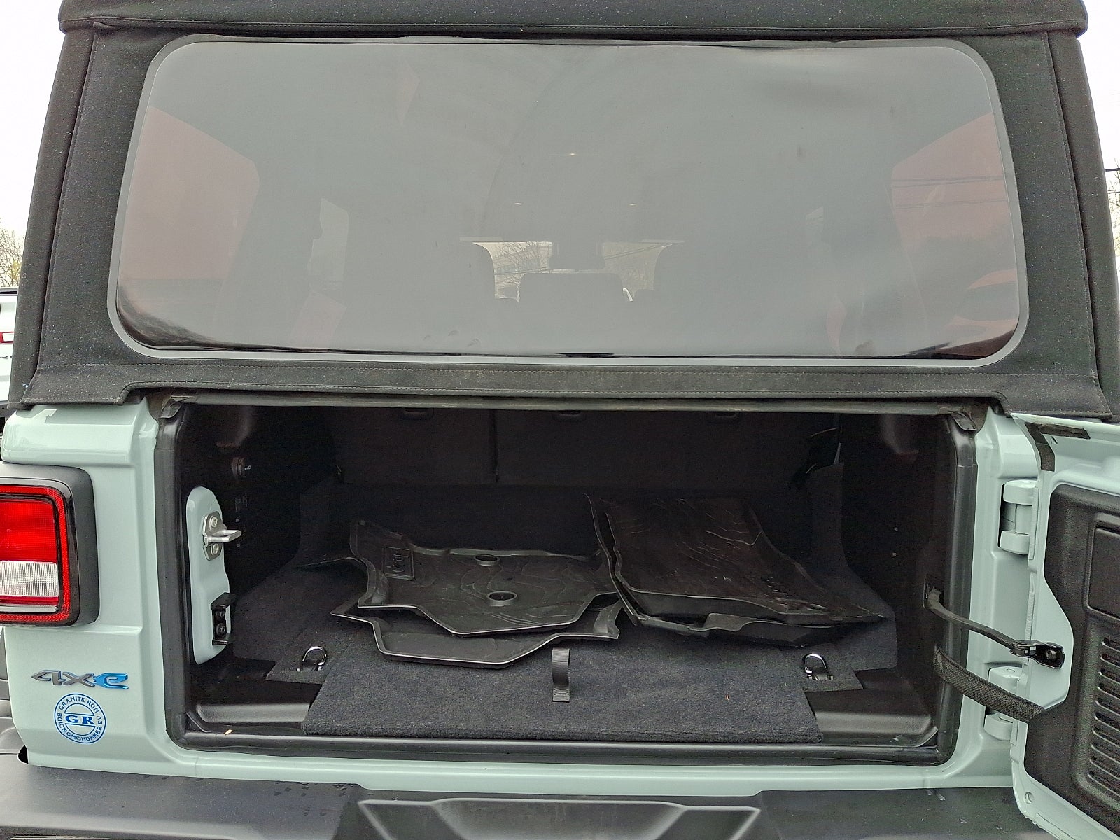2024 Jeep Wrangler 4xe Willys