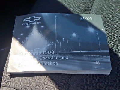 2024 Chevrolet Silverado 1500 LT (2FL)