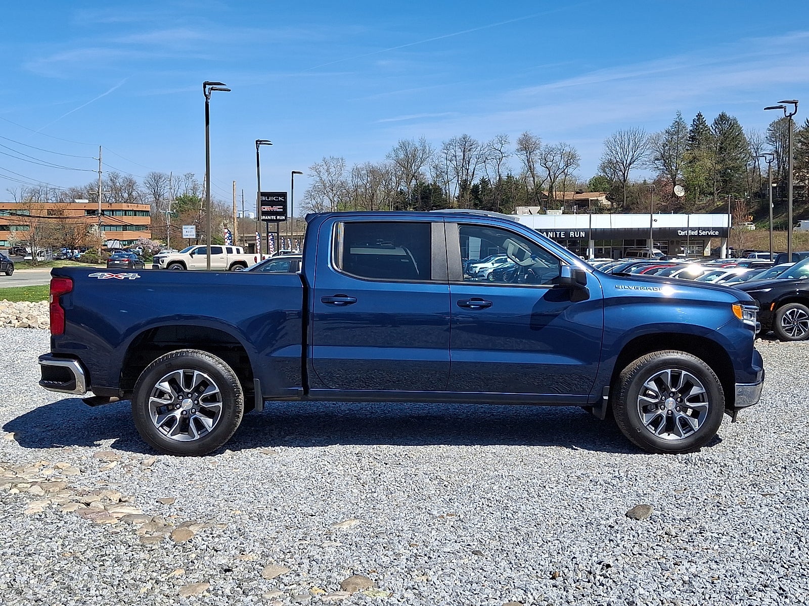 2023 Chevrolet Silverado 1500 LT (2FL)