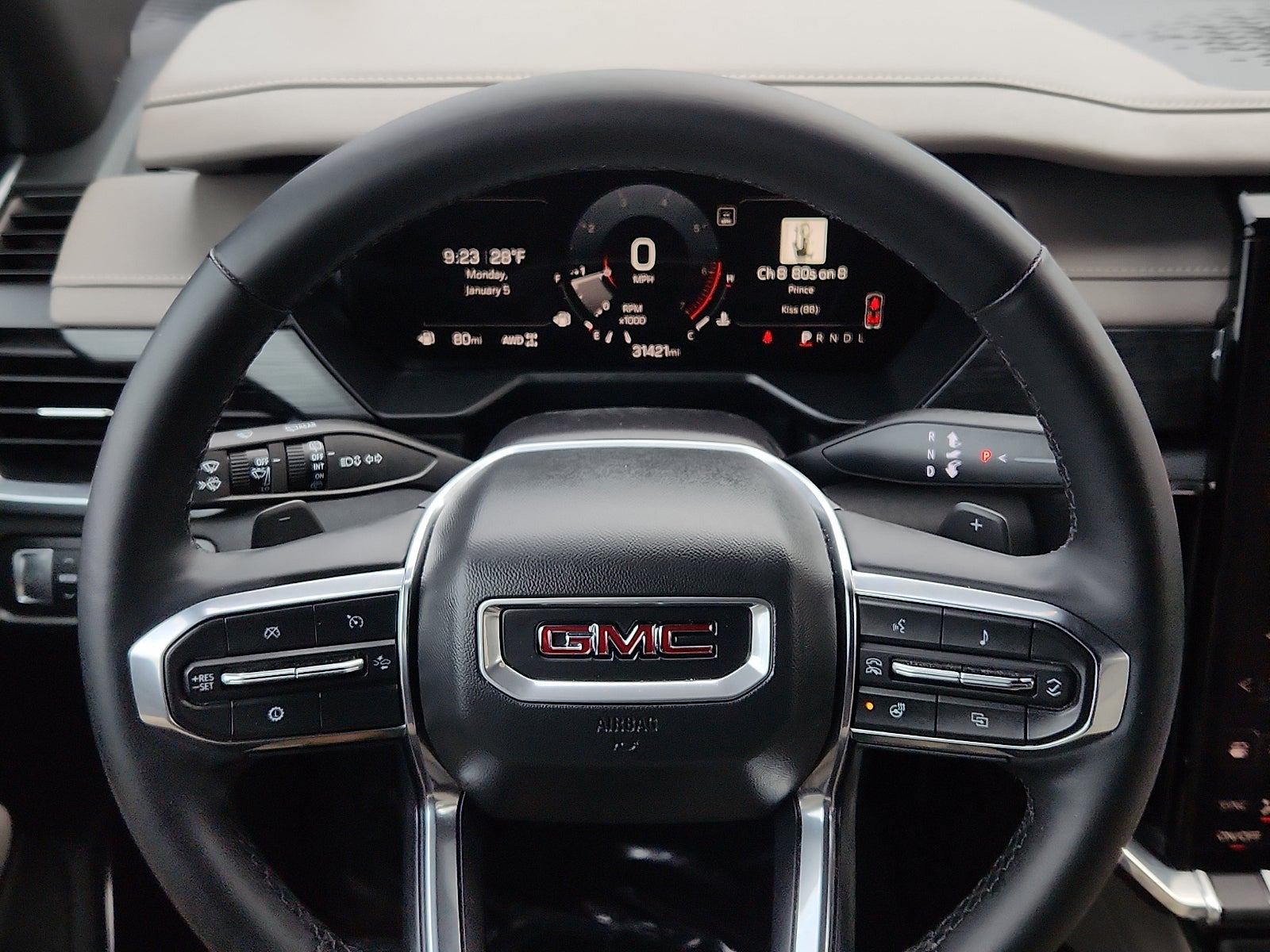 2024 GMC Acadia Elevation