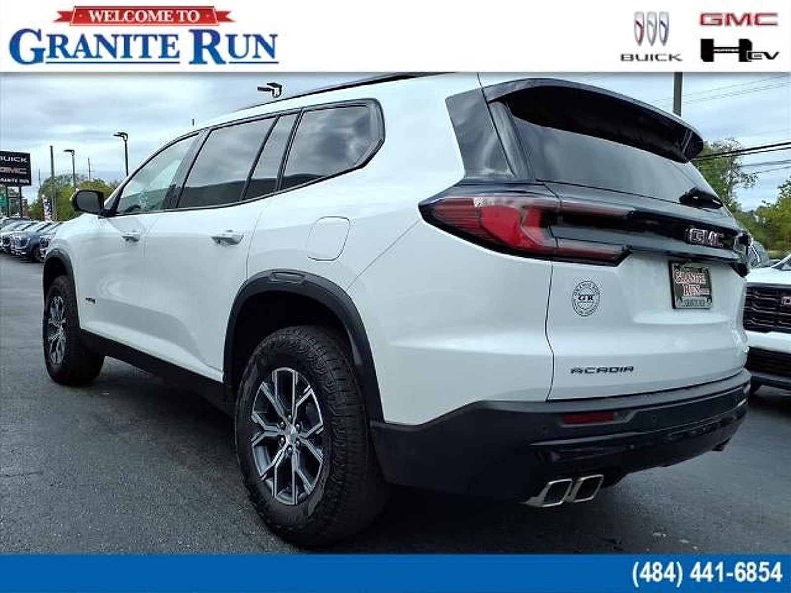 2026 GMC Acadia AT4