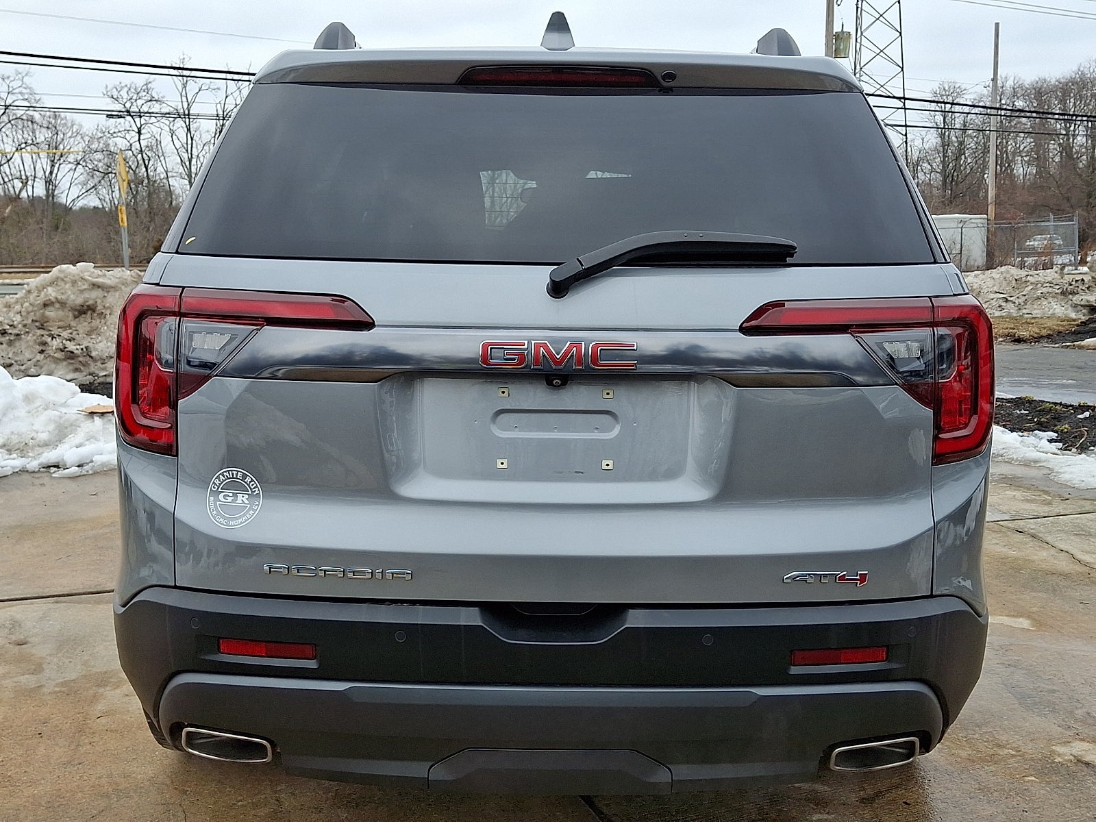 2023 GMC Acadia AT4