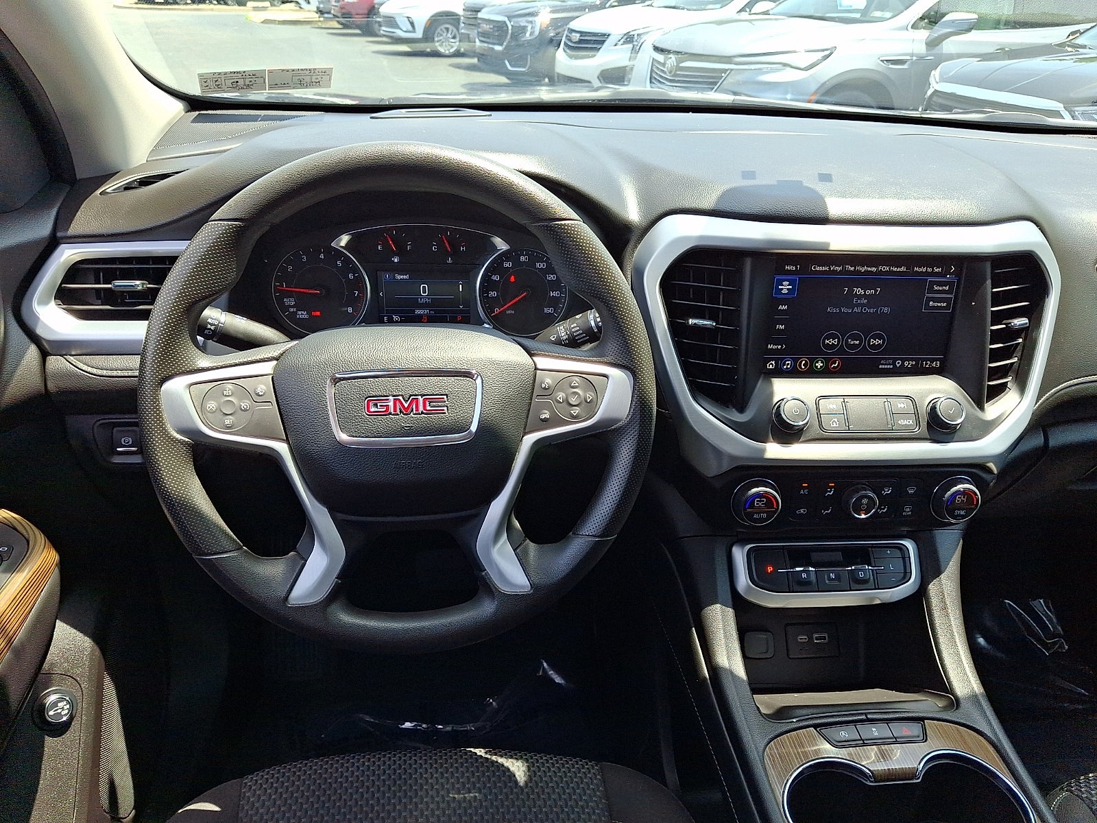 2023 GMC Acadia SLE