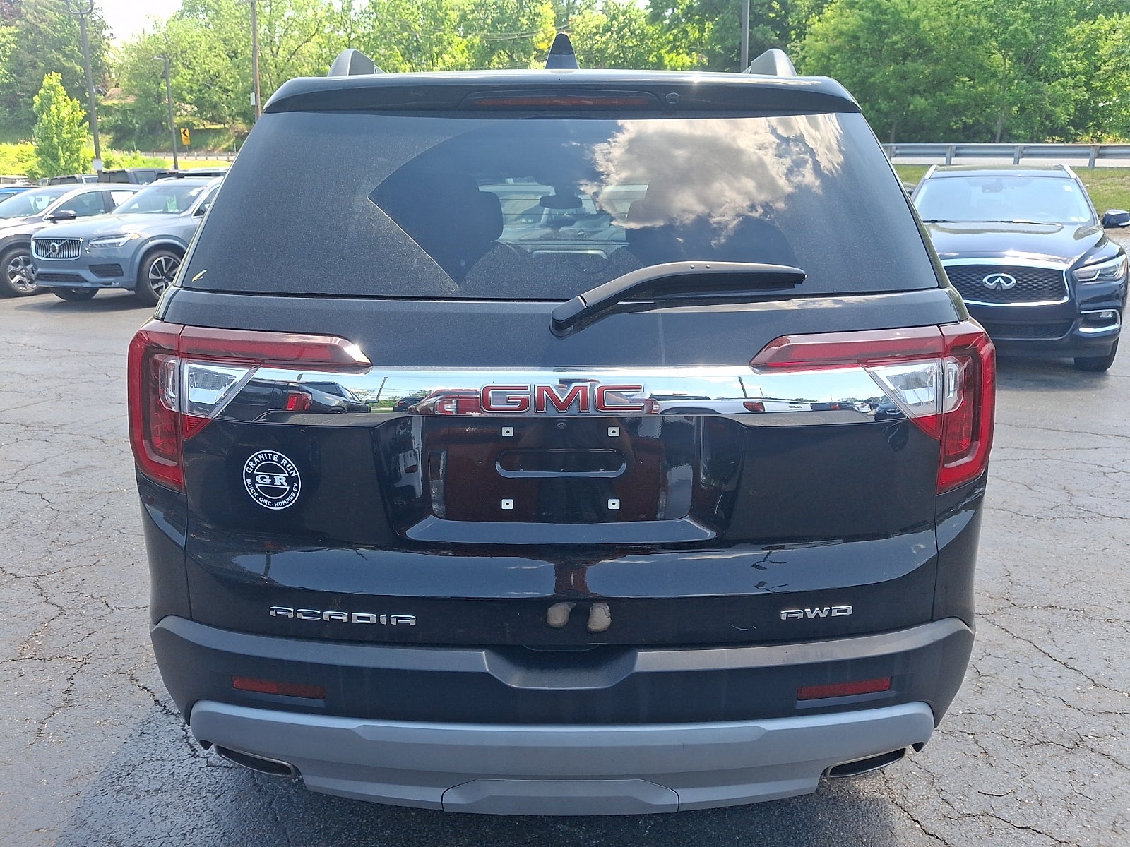 2023 GMC Acadia SLE
