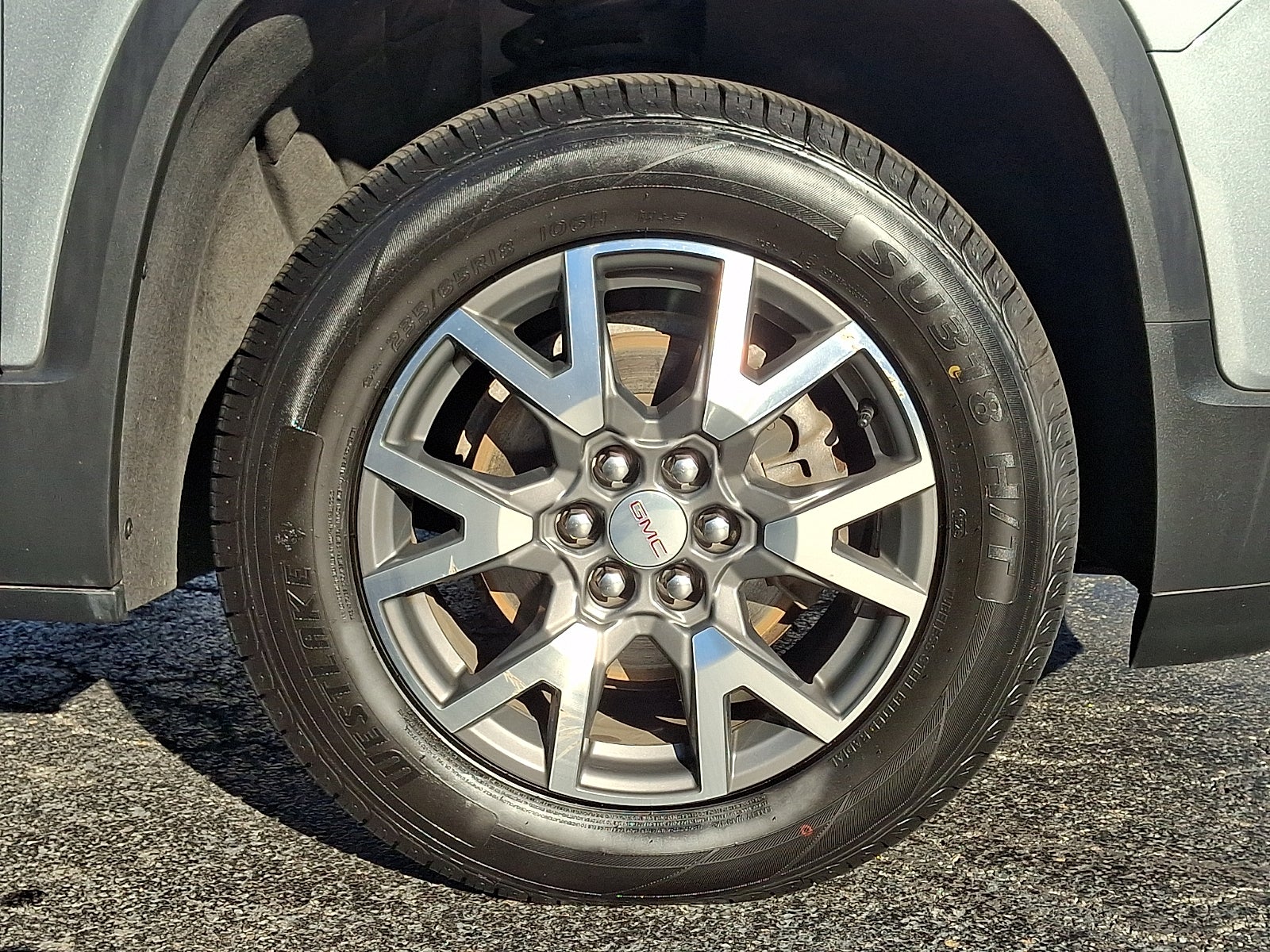 2023 GMC Acadia SLE