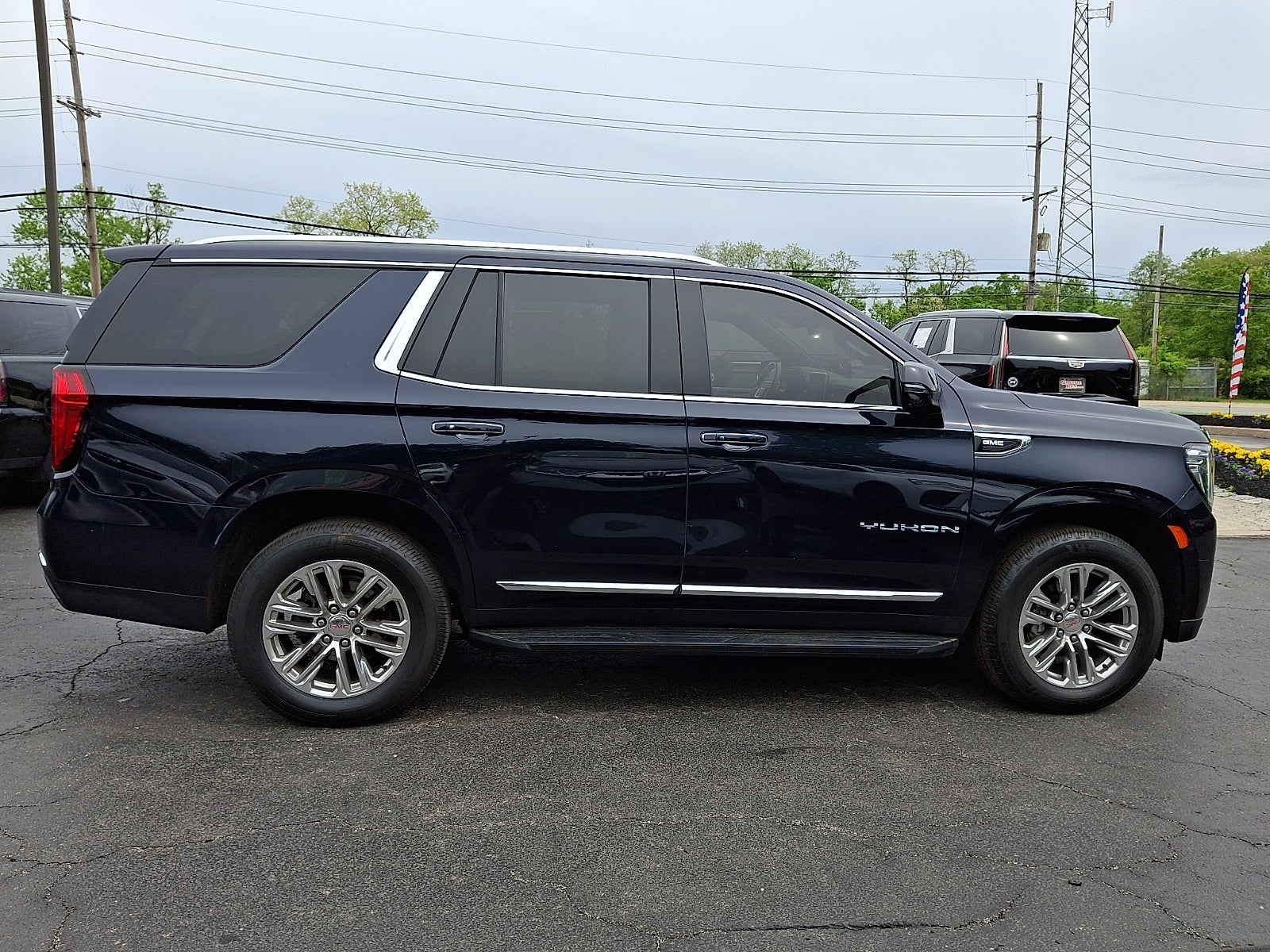 2022 GMC Yukon SLT