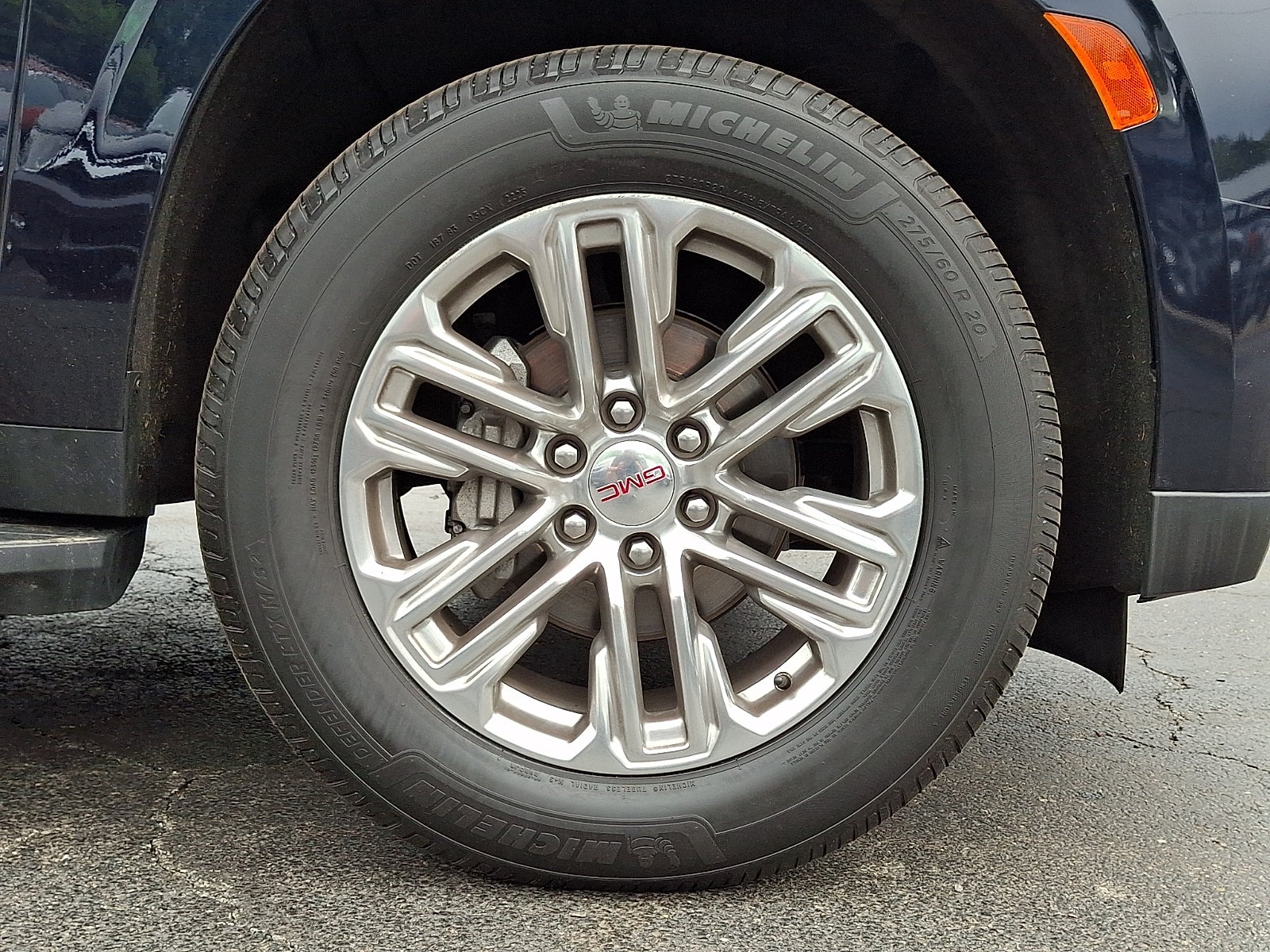 2022 GMC Yukon SLT