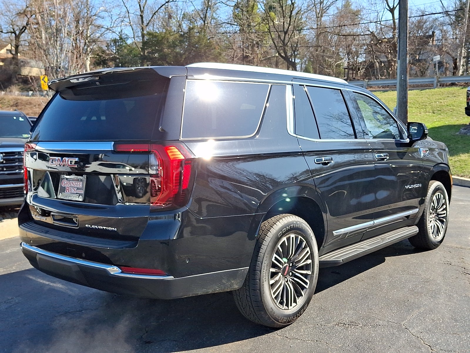 2026 GMC Yukon Elevation