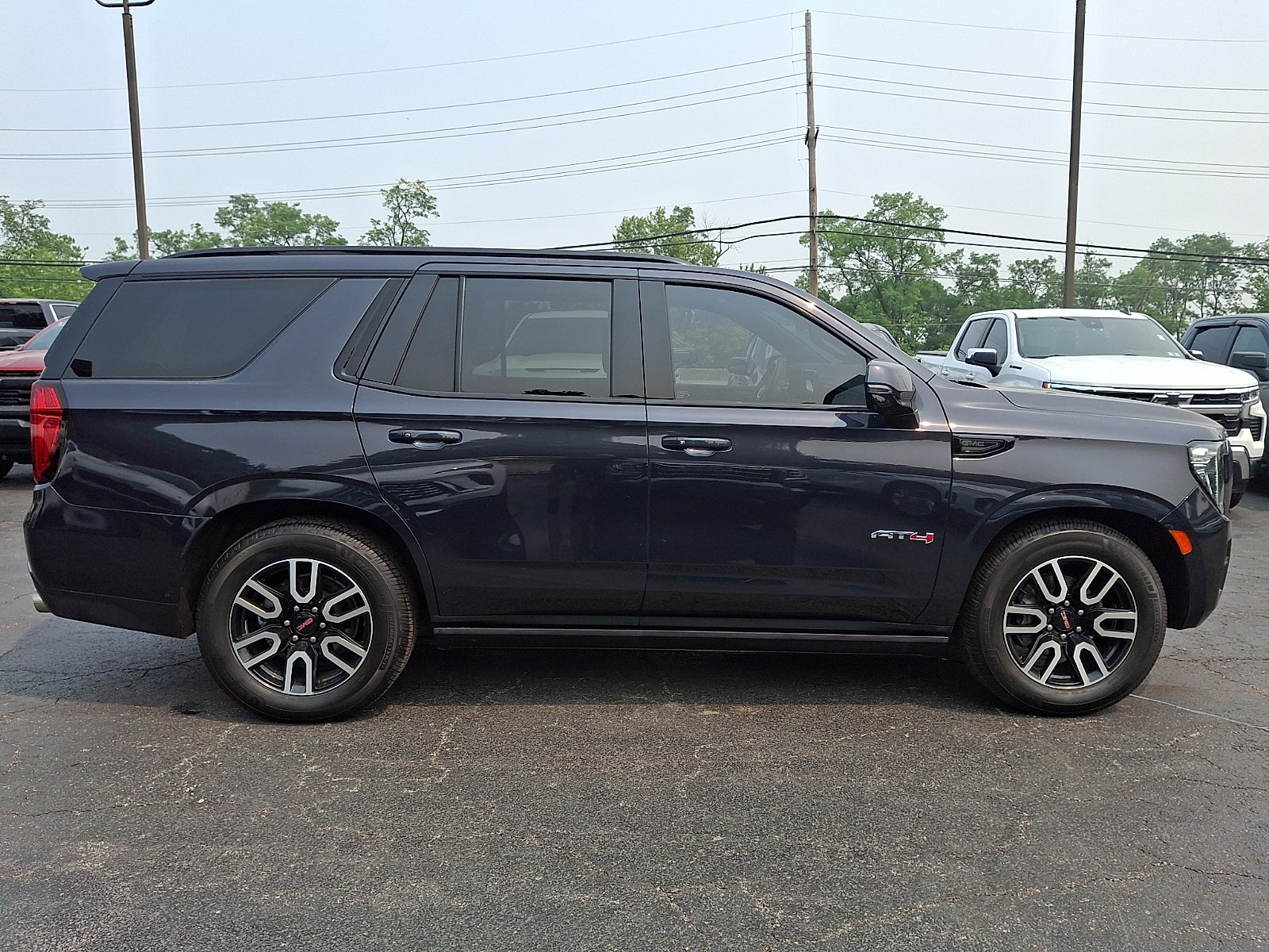 2023 GMC Yukon AT4