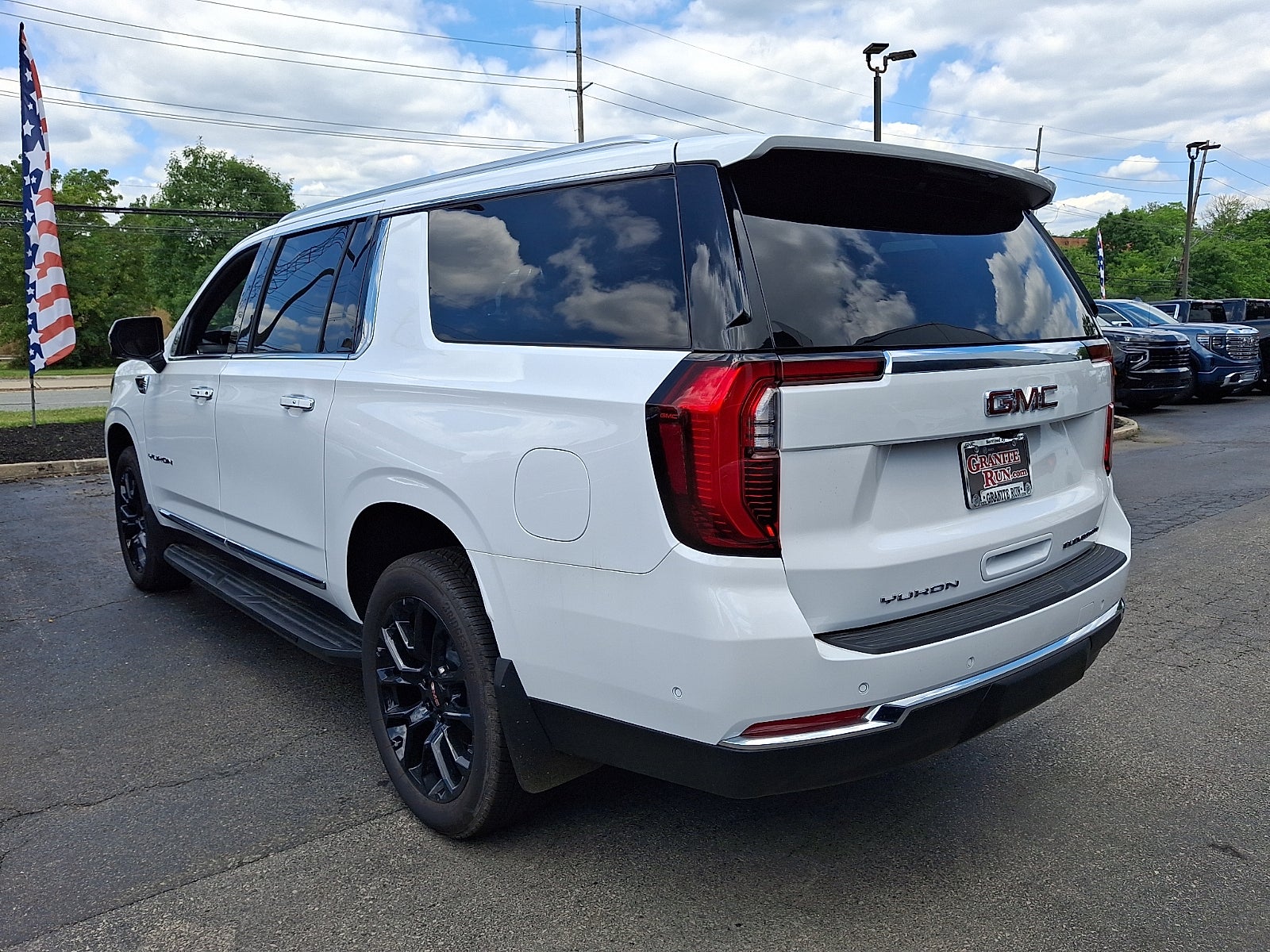 2026 GMC Yukon XL Elevation