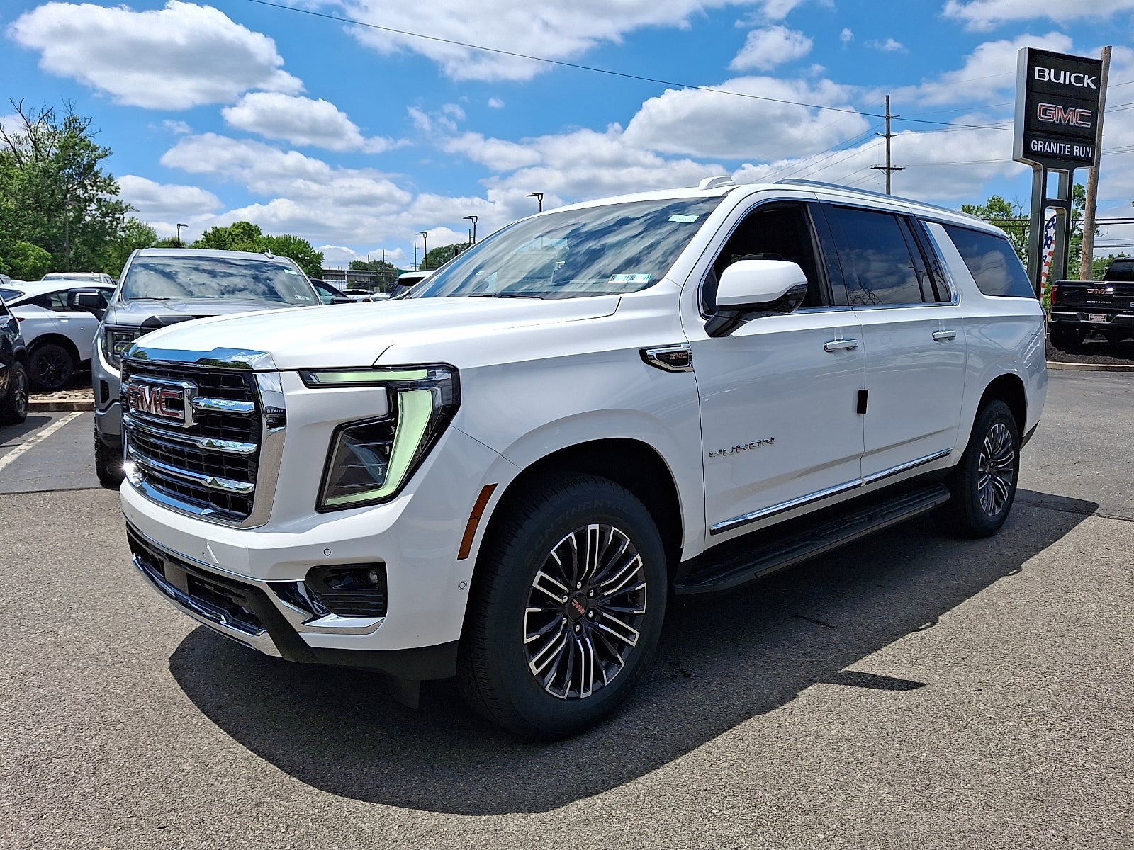 2026 GMC Yukon XL Elevation