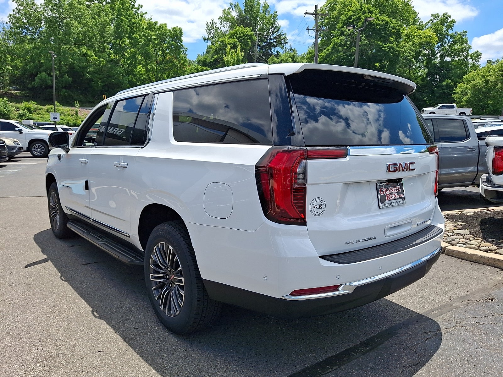 2026 GMC Yukon XL Elevation