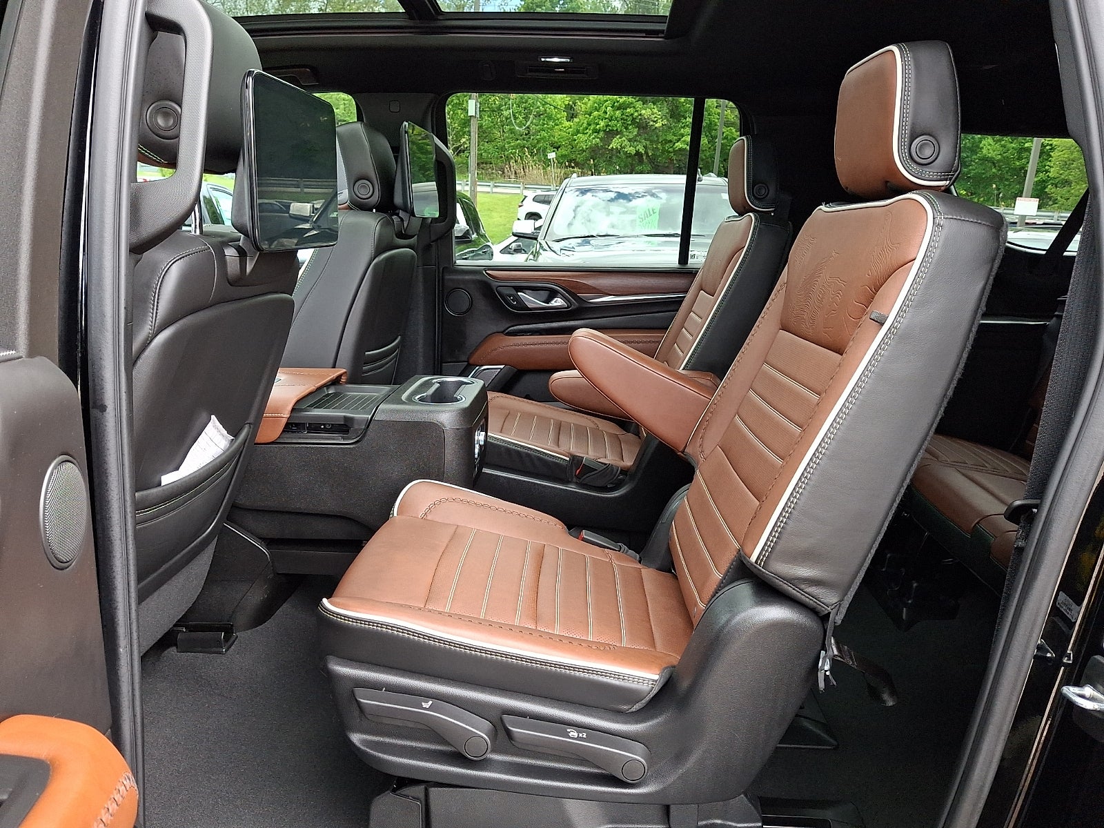 2023 GMC Yukon XL Denali Ultimate