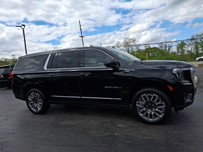 2023 GMC Yukon XL Denali Ultimate