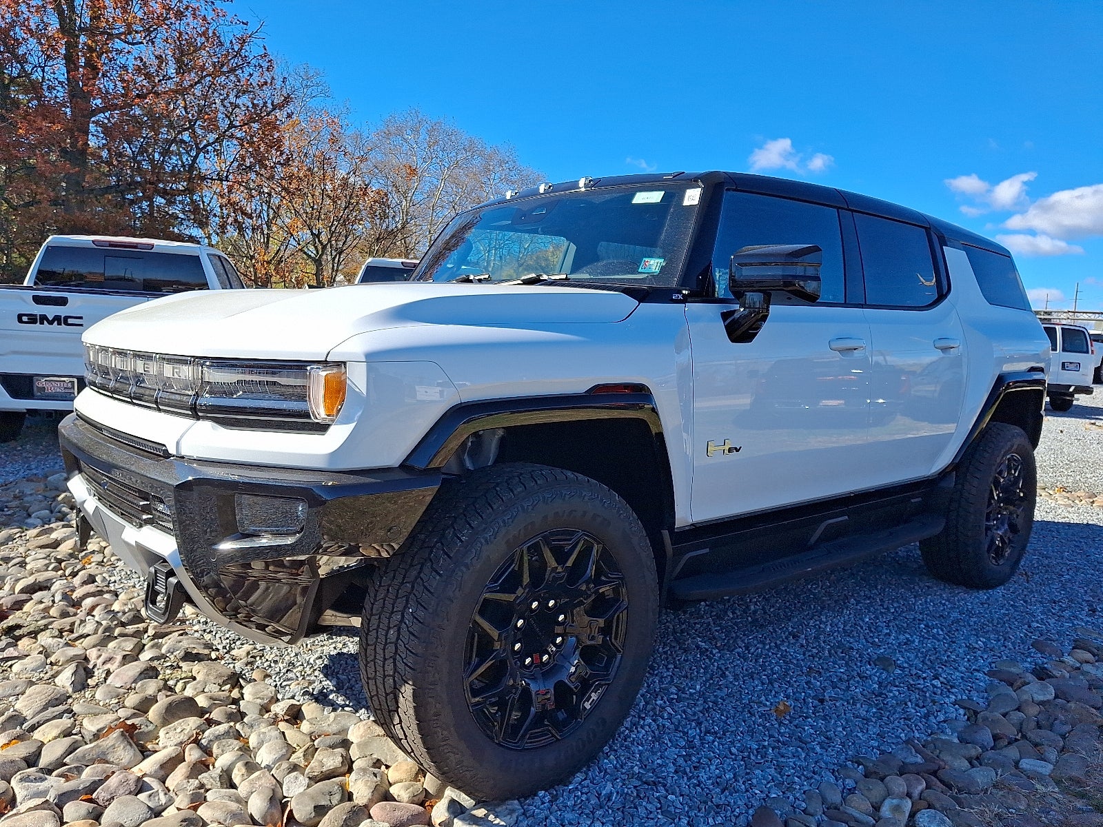 2026 GMC HUMMER EV SUV 2X