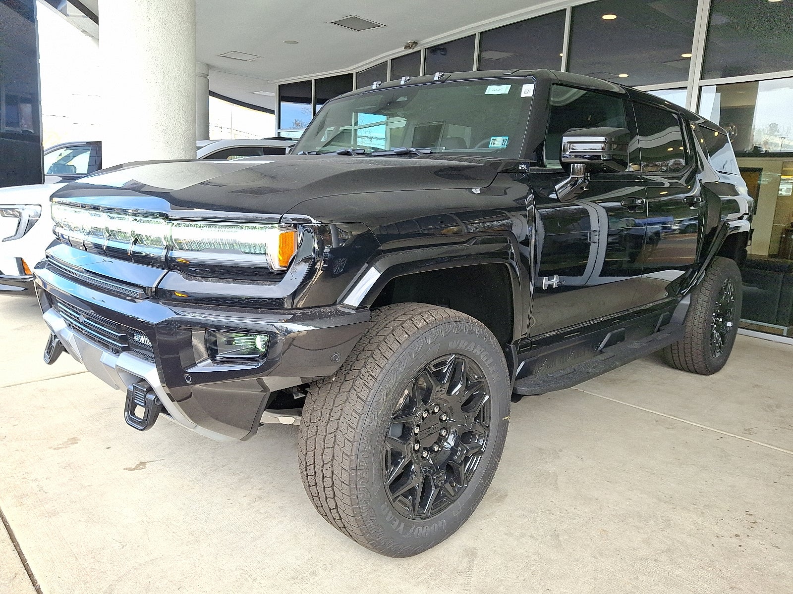 2026 GMC HUMMER EV SUV 2X