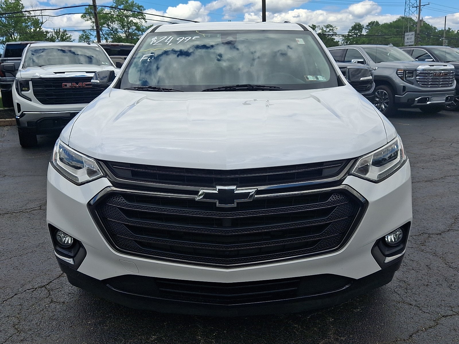 1GNEVJKW3JJ260975
