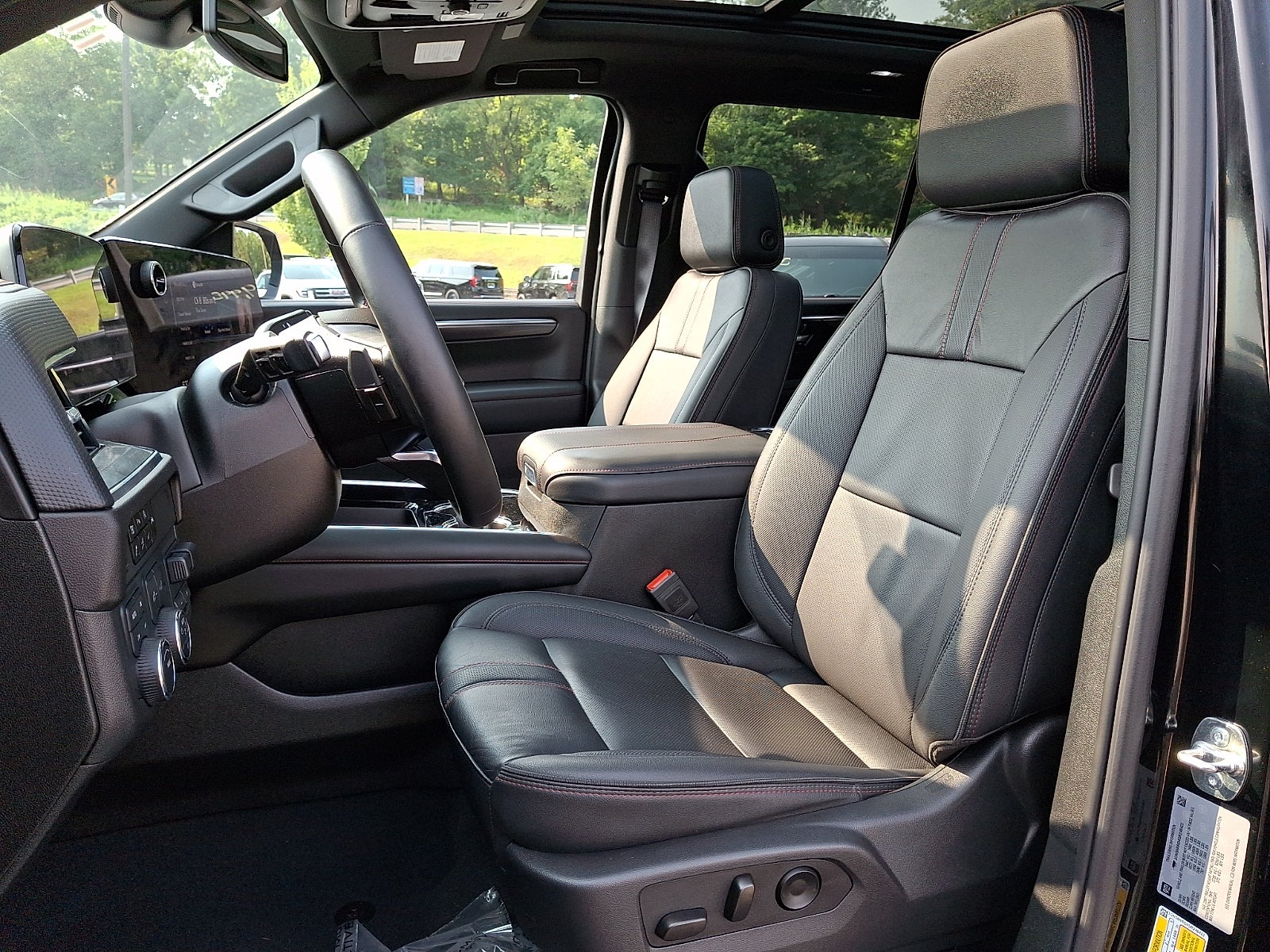 2025 Chevrolet Tahoe RST