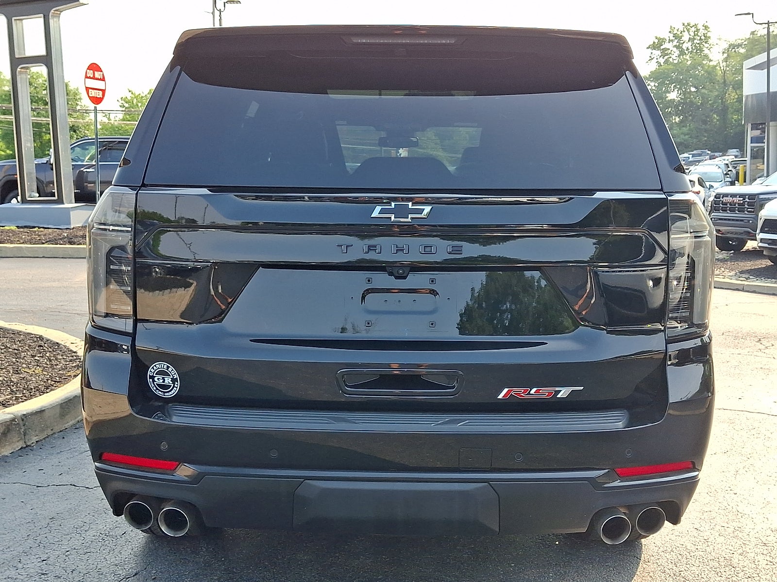 2025 Chevrolet Tahoe RST