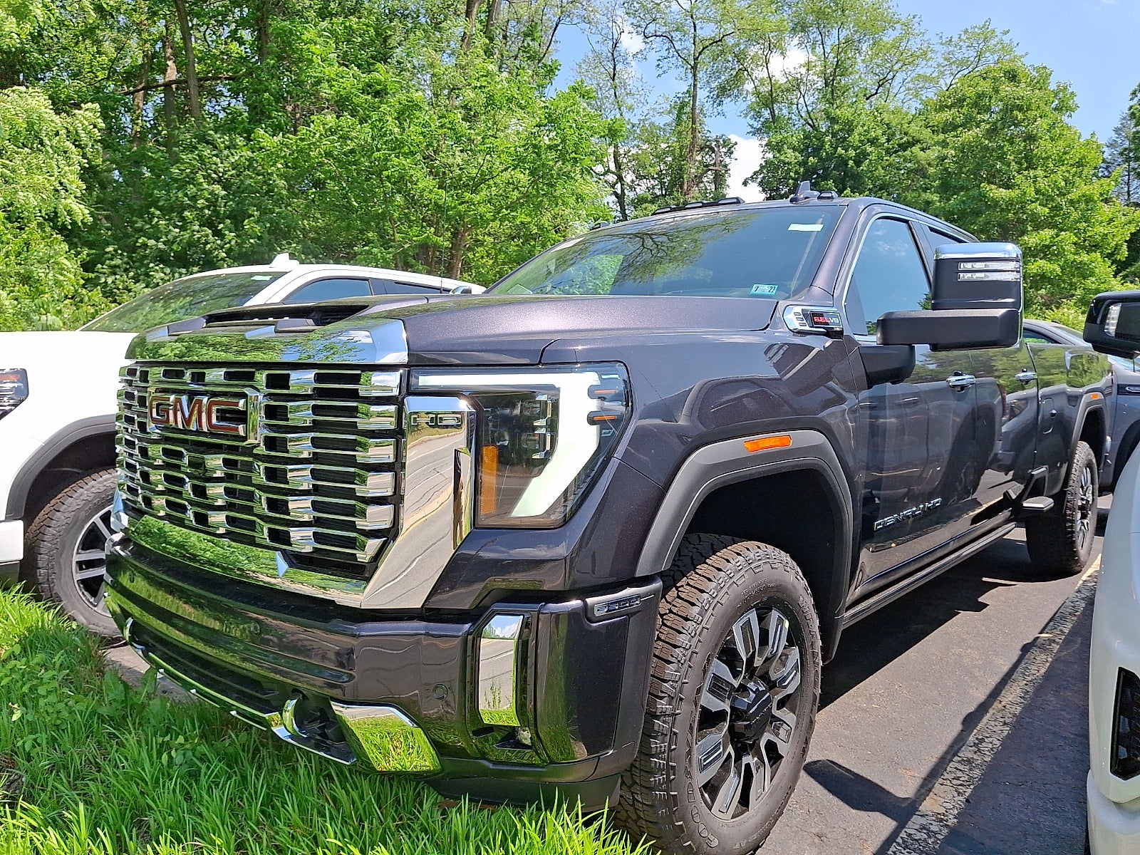 2026 GMC Sierra 2500 HD Base