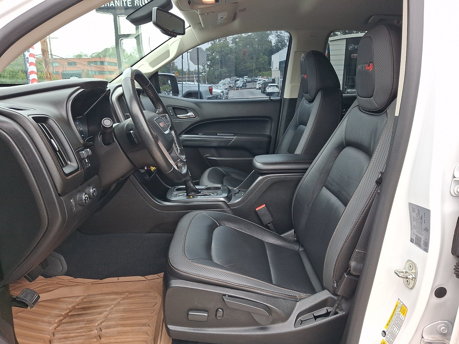 2021 GMC Canyon 4WD AT4 w/Leather
