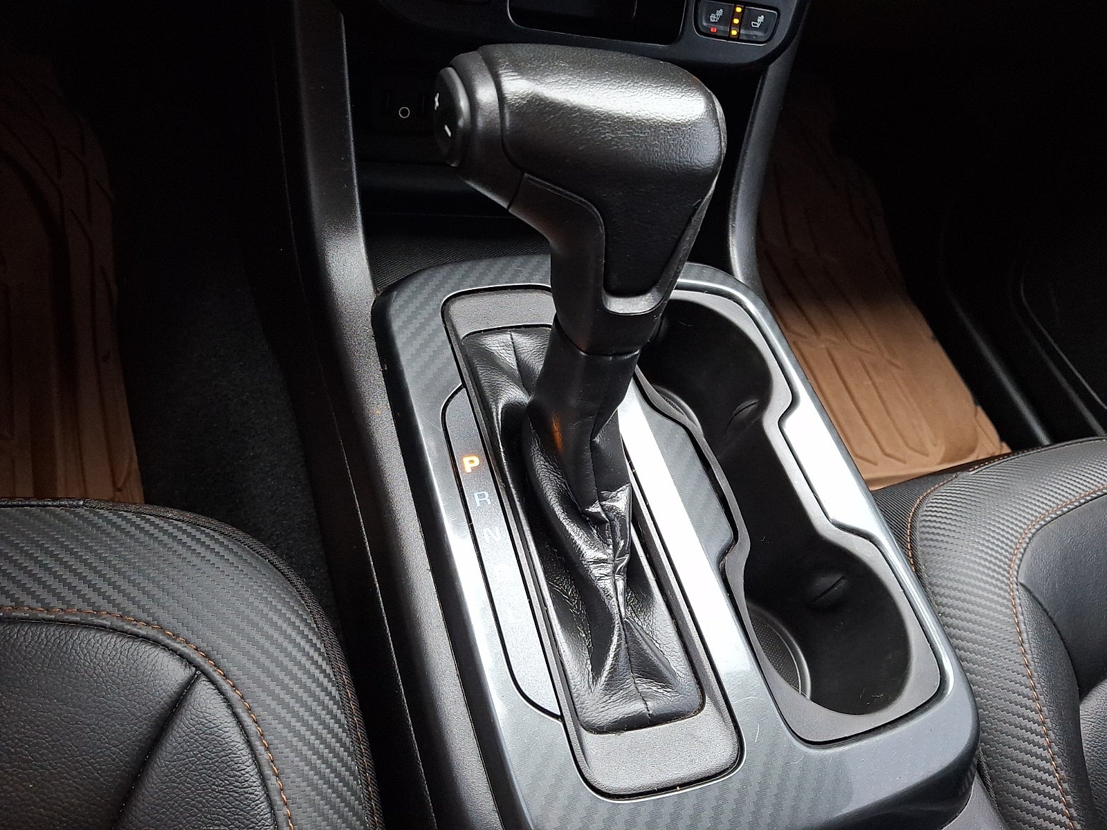 2021 GMC Canyon 4WD AT4 w/Leather