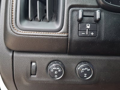 2021 GMC Canyon 4WD AT4 w/Leather