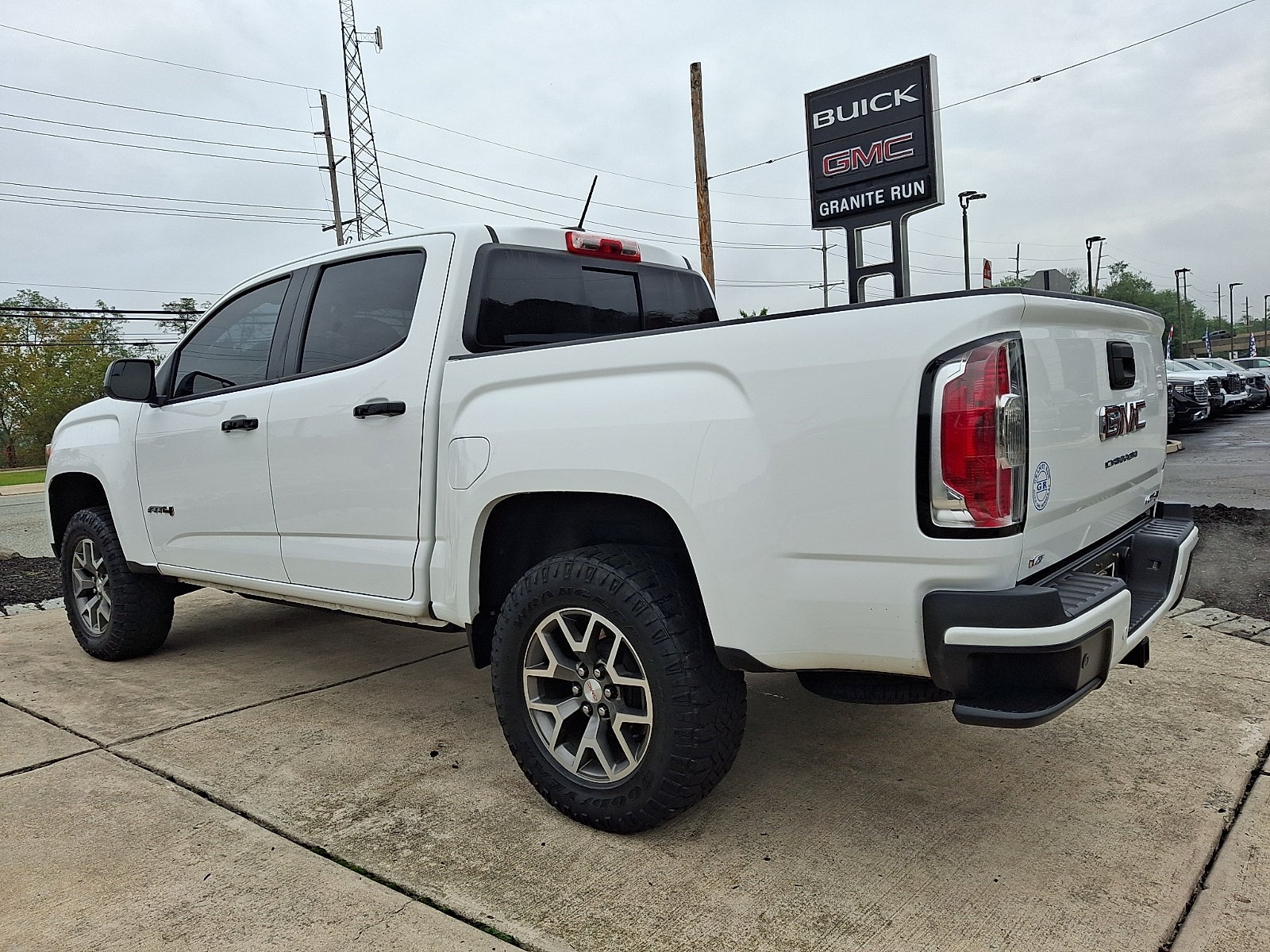 2021 GMC Canyon 4WD AT4 w/Leather
