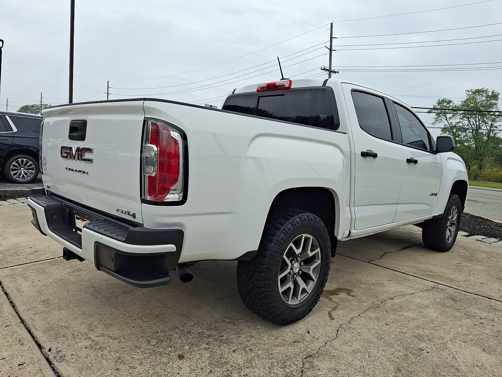 2021 GMC Canyon 4WD AT4 w/Leather