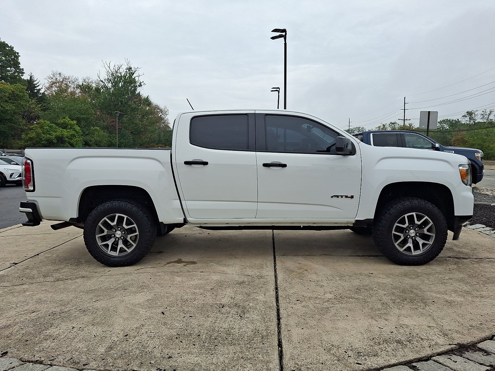 2021 GMC Canyon 4WD AT4 w/Leather
