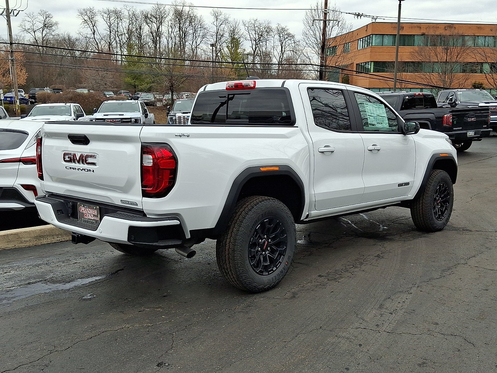 2026 GMC Canyon Elevation