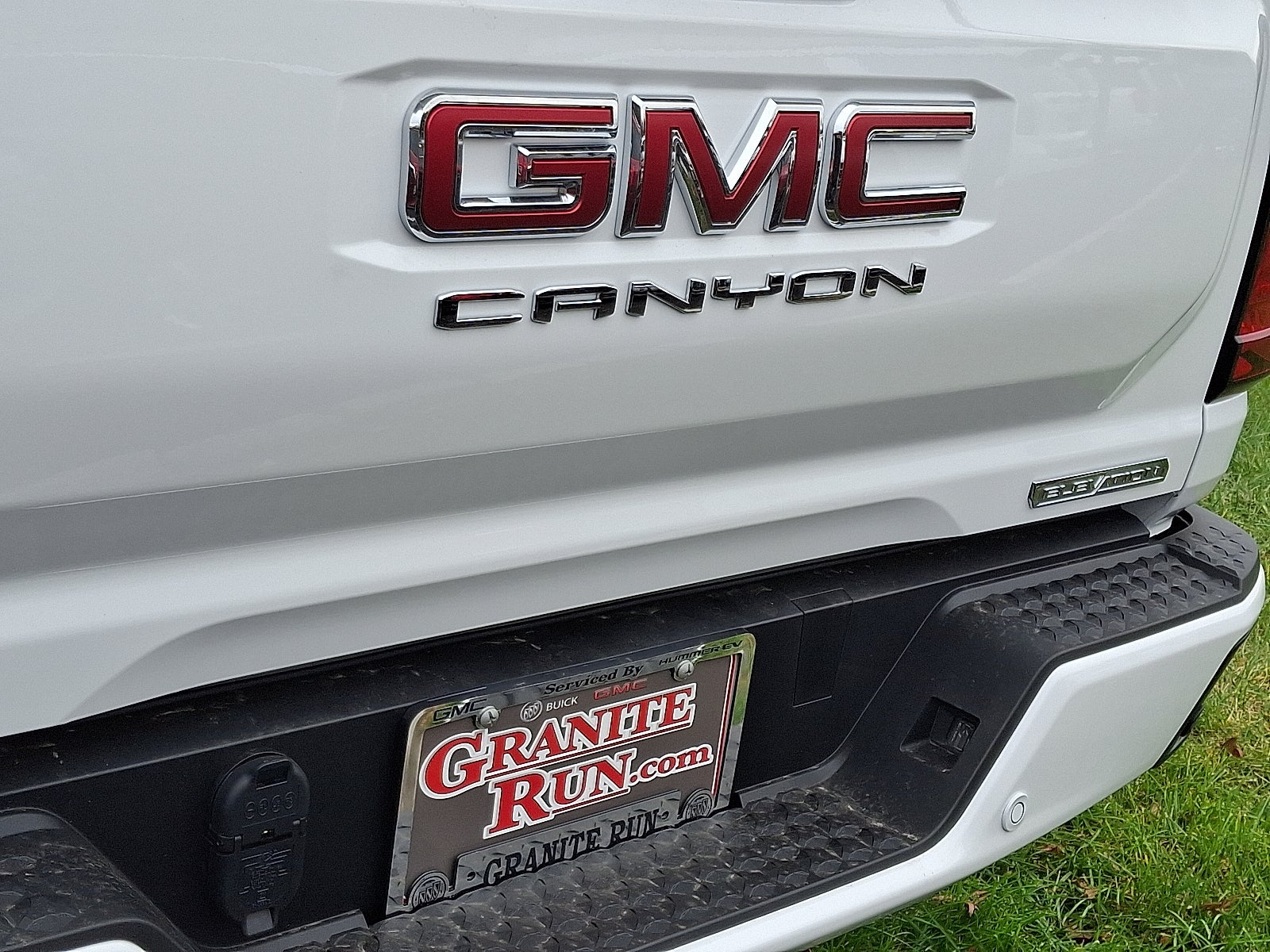2026 GMC Canyon Elevation
