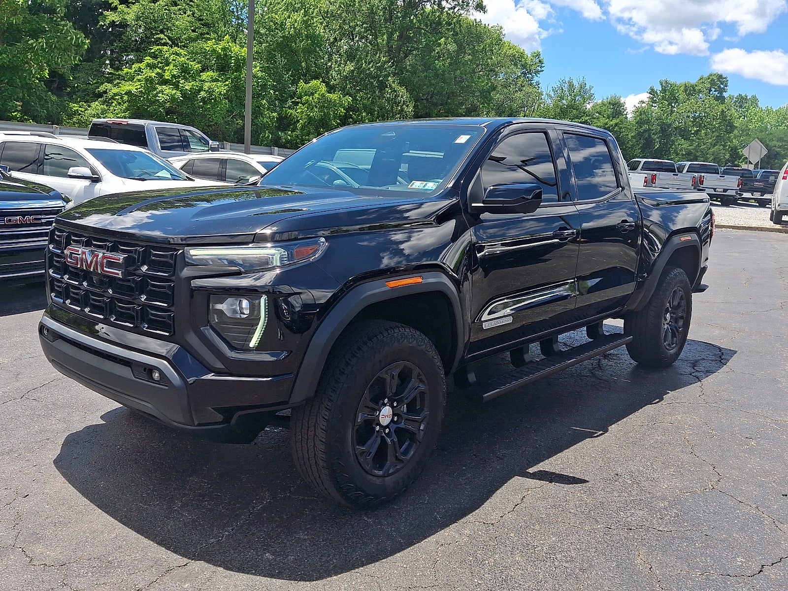 2024 GMC Canyon Elevation