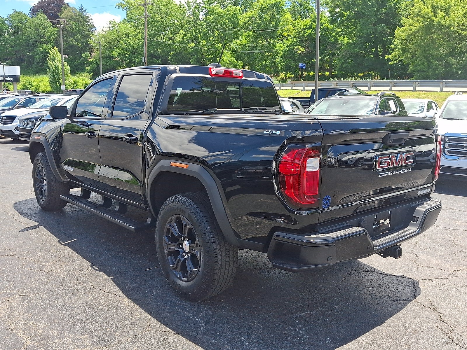 2024 GMC Canyon Elevation