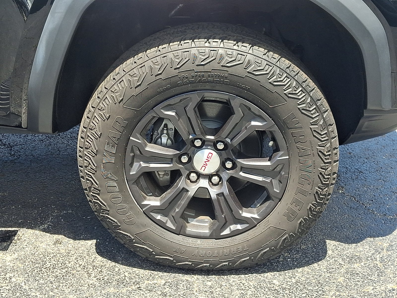 2024 GMC Canyon Elevation
