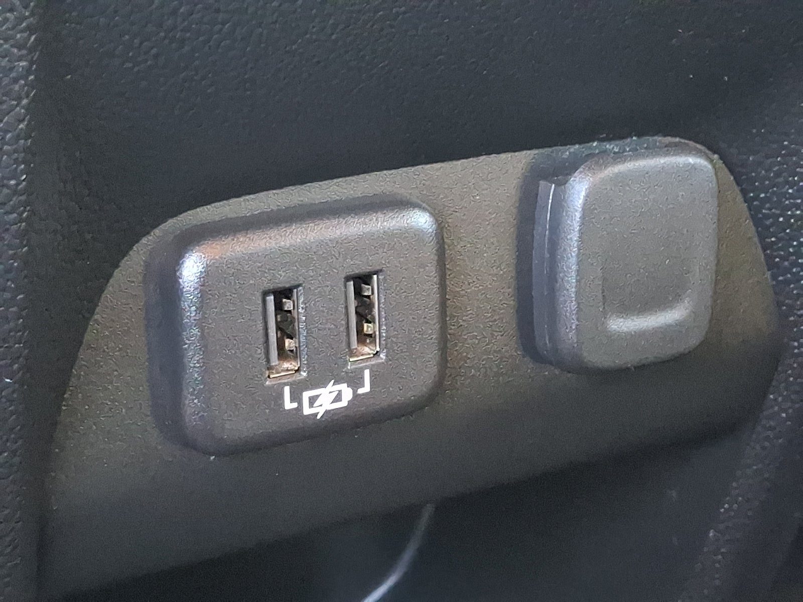 2021 GMC Canyon 4WD AT4 w/Leather