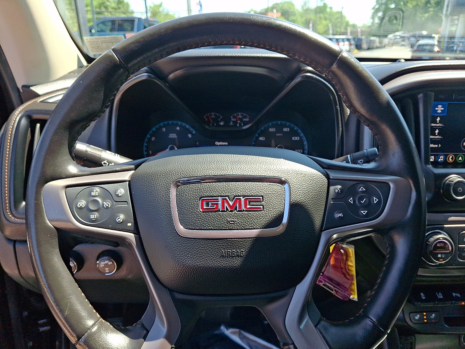 2021 GMC Canyon 4WD AT4 w/Leather