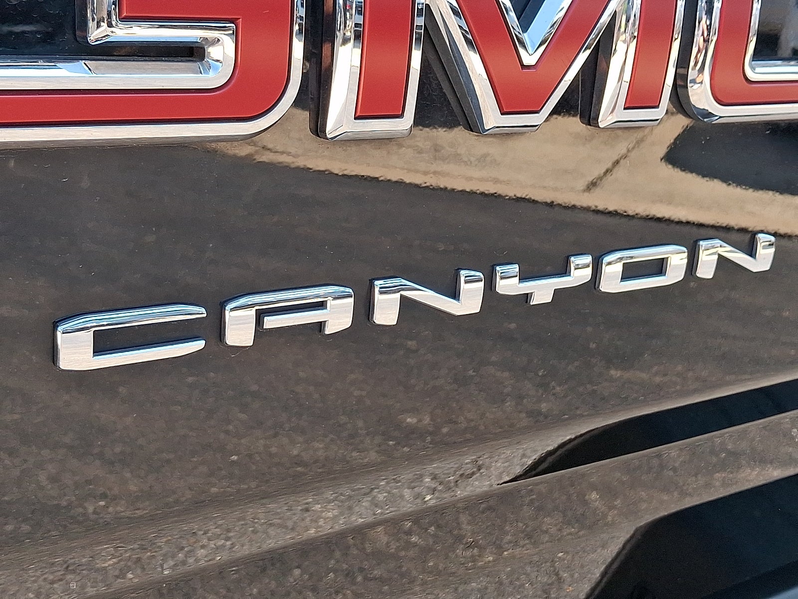 2021 GMC Canyon 4WD AT4 w/Leather