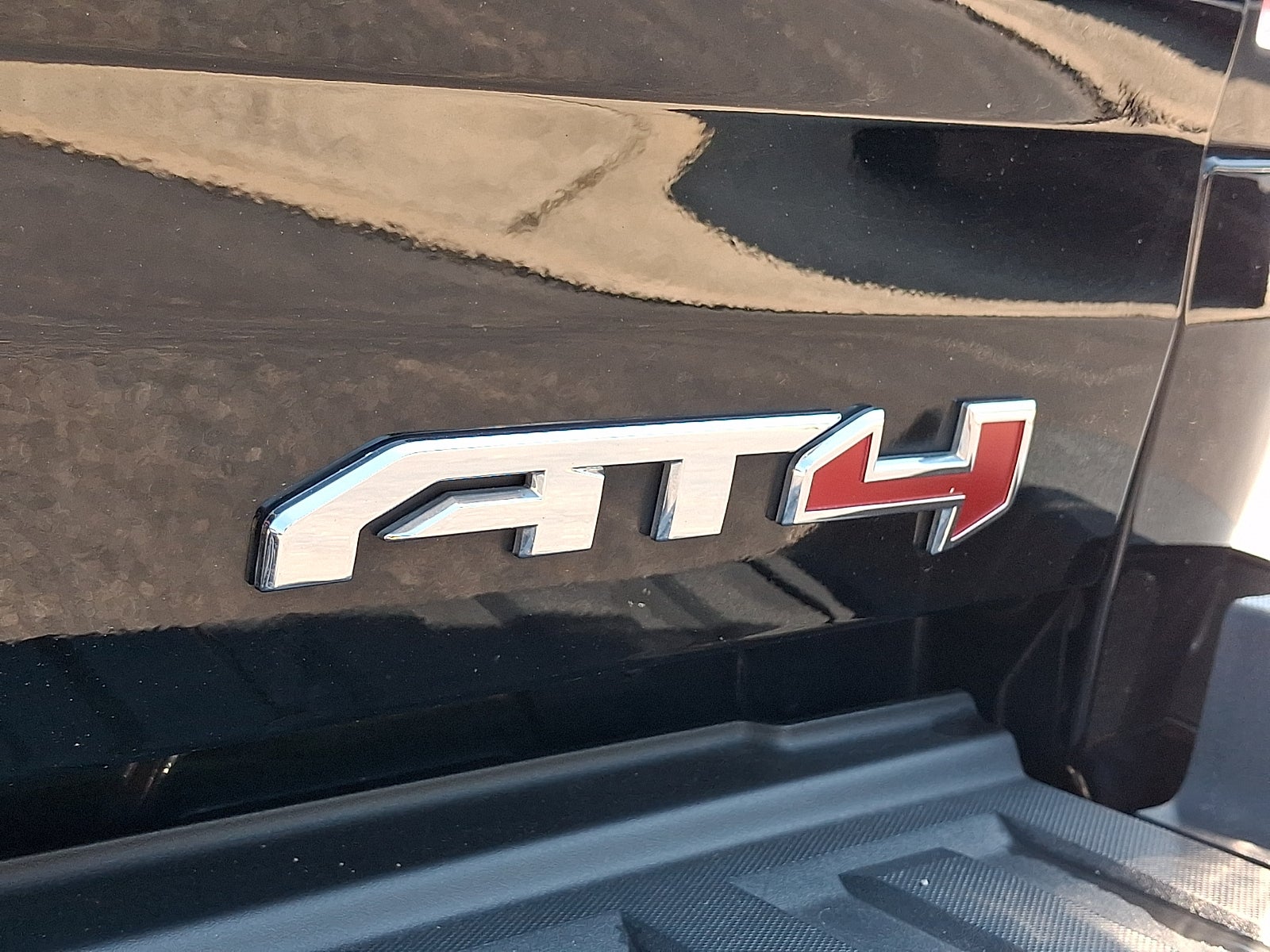 2021 GMC Canyon 4WD AT4 w/Leather