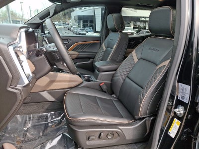 2023 GMC Canyon Denali