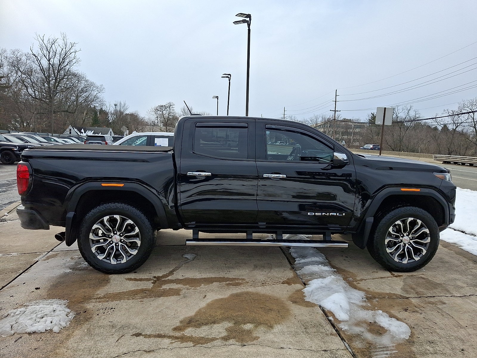 2023 GMC Canyon Denali