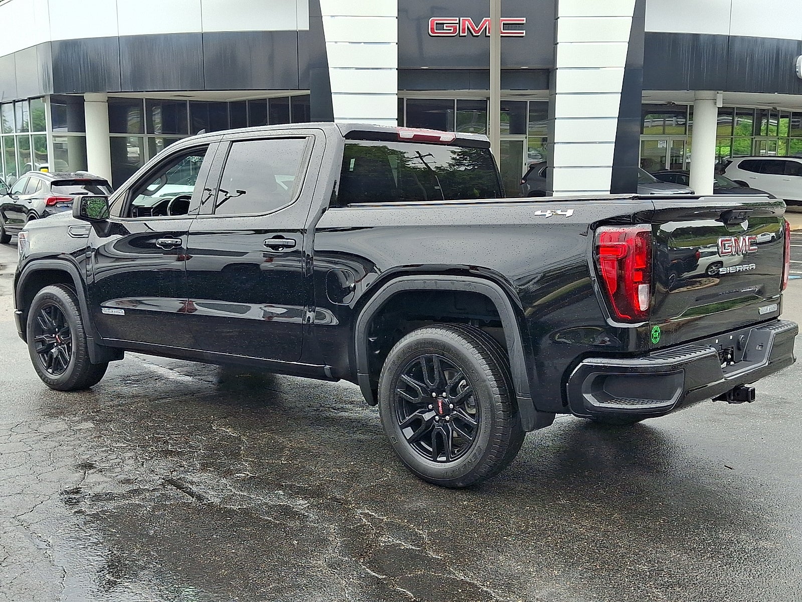 2023 GMC Sierra 1500 Elevation