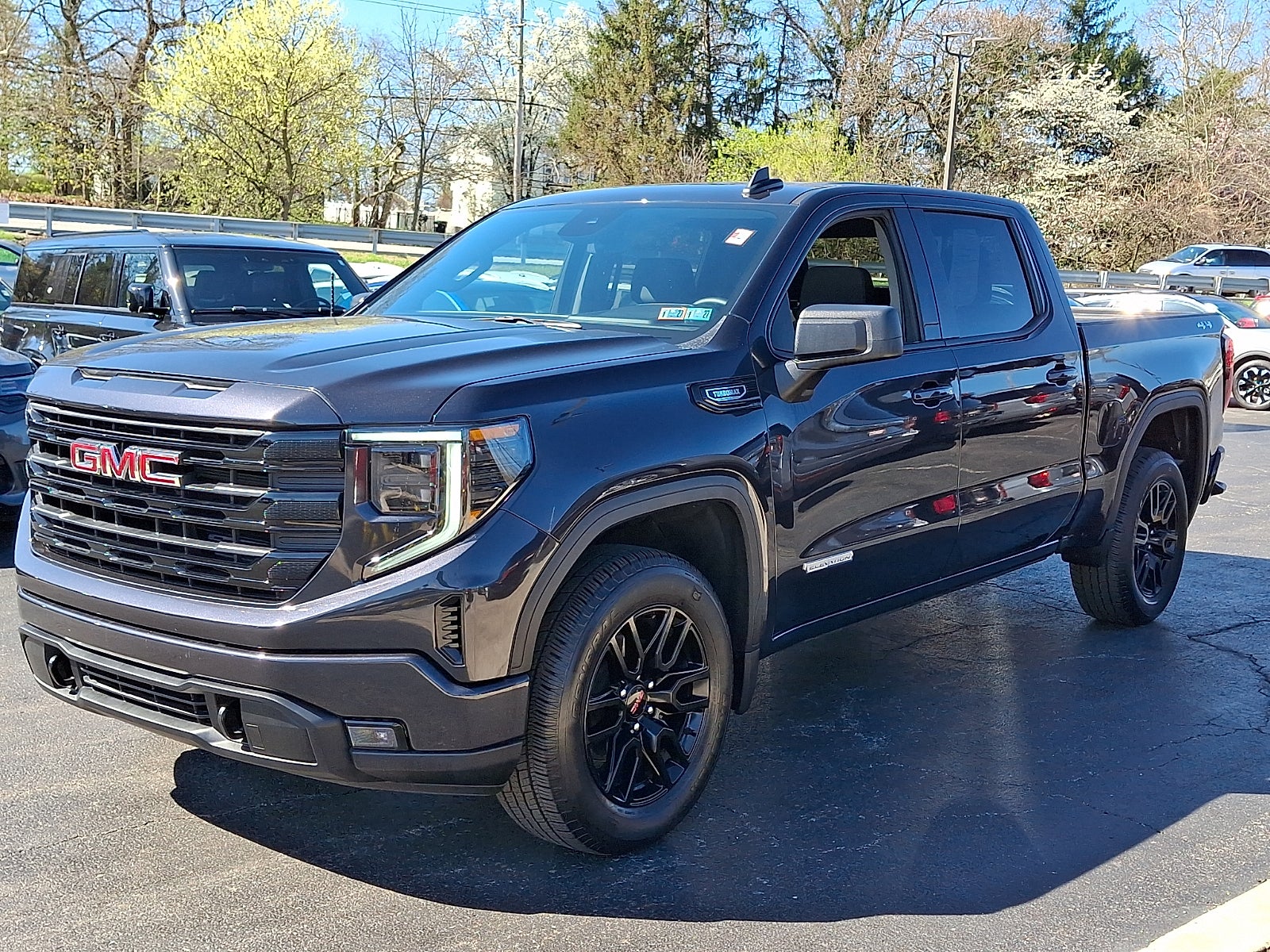 2025 GMC Sierra 1500 Elevation