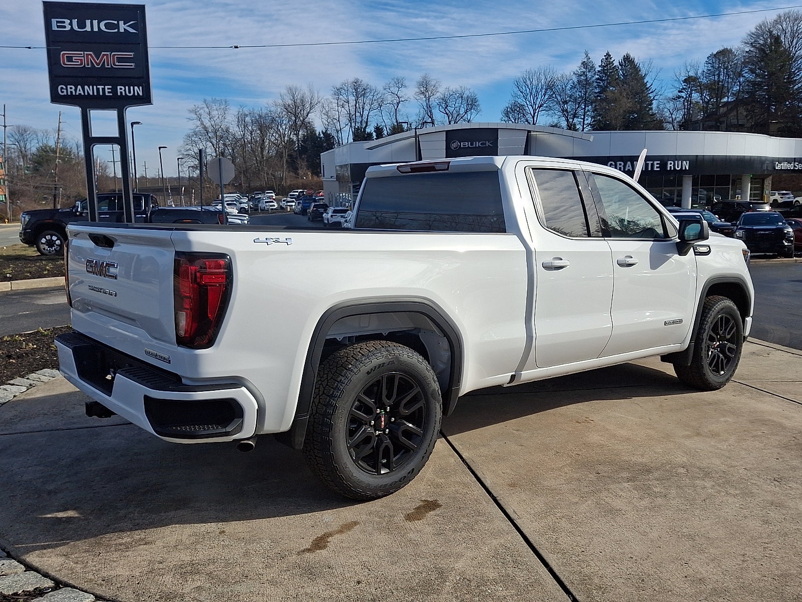 2026 GMC Sierra 1500 Elevation