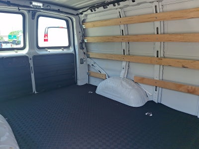 2024 GMC Savana Cargo 2500 Base