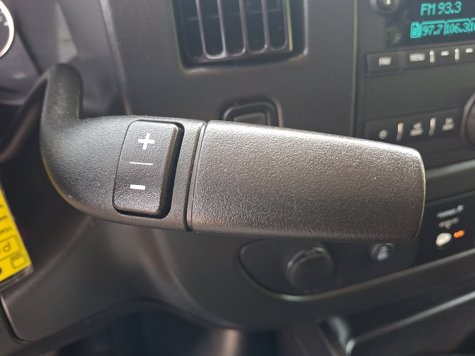2024 GMC Savana Cargo 2500 Base