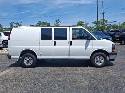 2024 GMC Savana Cargo 2500 Base