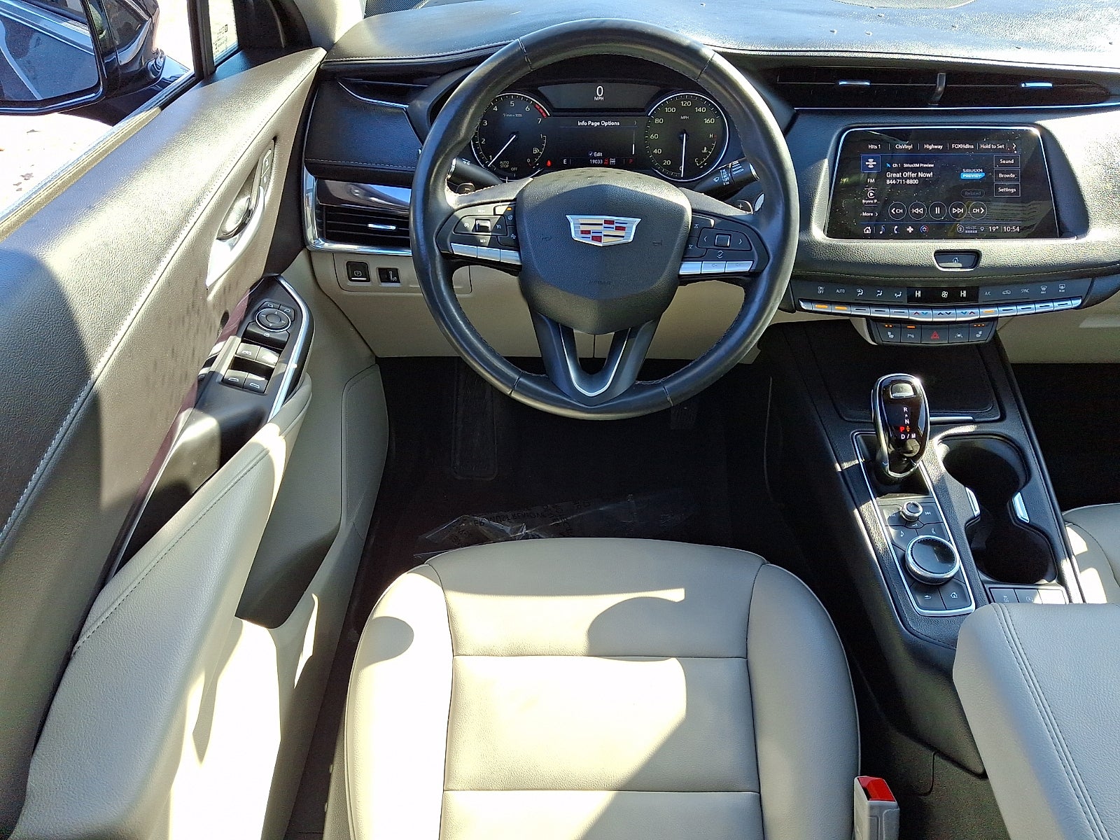 2023 Cadillac XT4 Luxury