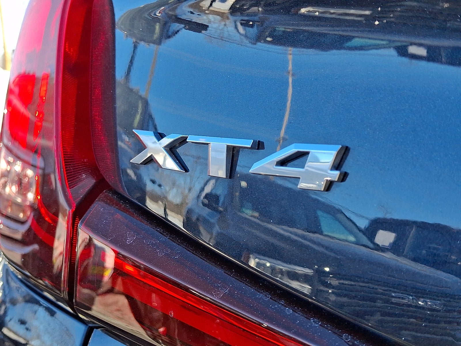 2023 Cadillac XT4 Luxury