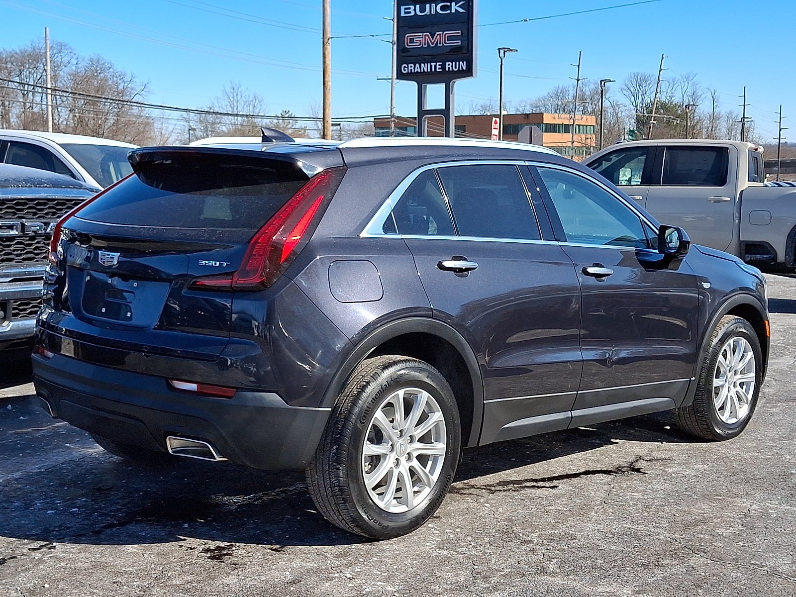2023 Cadillac XT4 Luxury